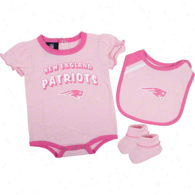 Nes England Patriots Newborn Pink Creeper, Bib, And Bootie Set