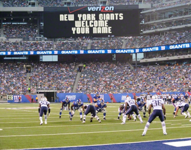 New York Giants Scoreboard Memories Customized 11x14 Black Framed Photograph