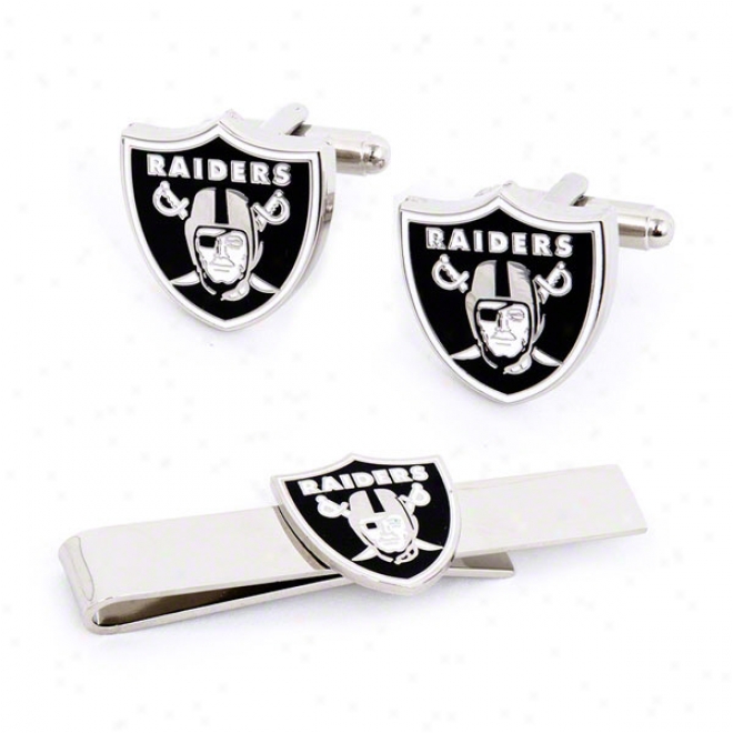 Oakland Raiders Cufflinks And Tie Bar Gift Set