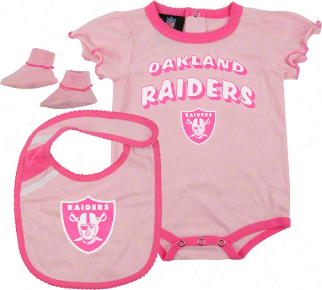 Oakland Raiders Infant Pink Creeper, Bib, And Bootie Set