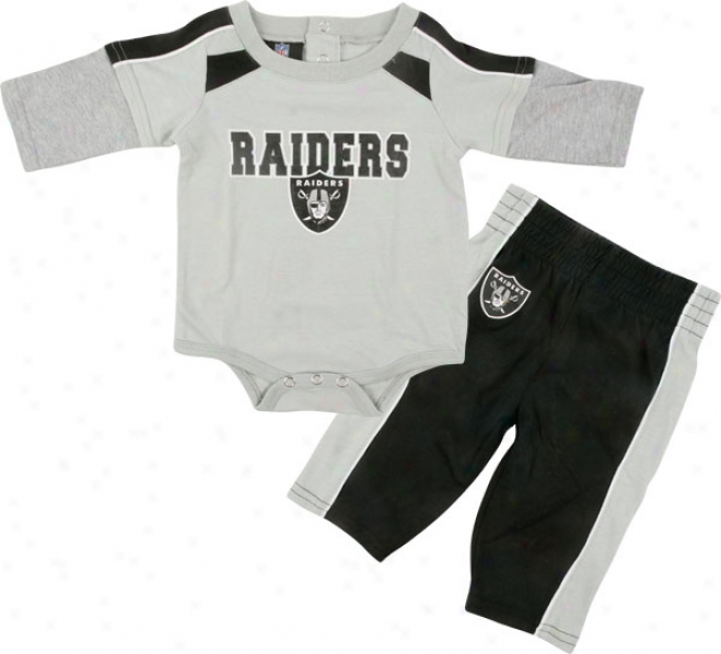 Oakland Raiders Newborn Long Sleeve Creeper And Pants Set