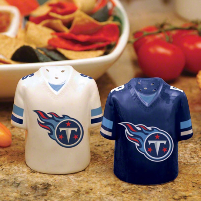 Tennessee Titans Gameday Salt And Pepper Shakers