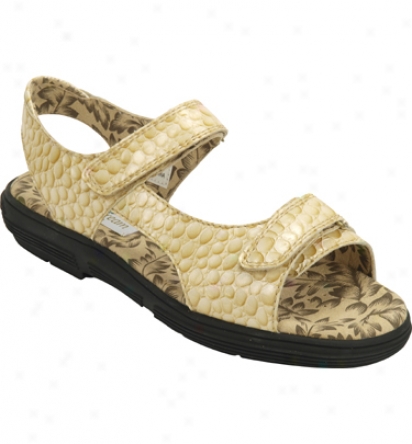 Golfstream Womens Two Strap Golf Sandals (wheat)