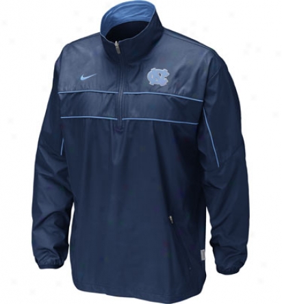 Nike Mens Shotgun Formation Pullover