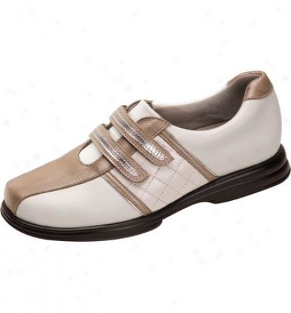 Sandbaggers Womens Bright Star Golf Shoes (almond)